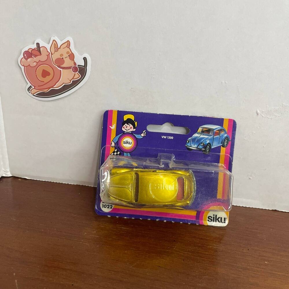 Siku Vintage 1300 VW Van Volkswagen Beetle Gold Yellow Art.-Nr. 1022